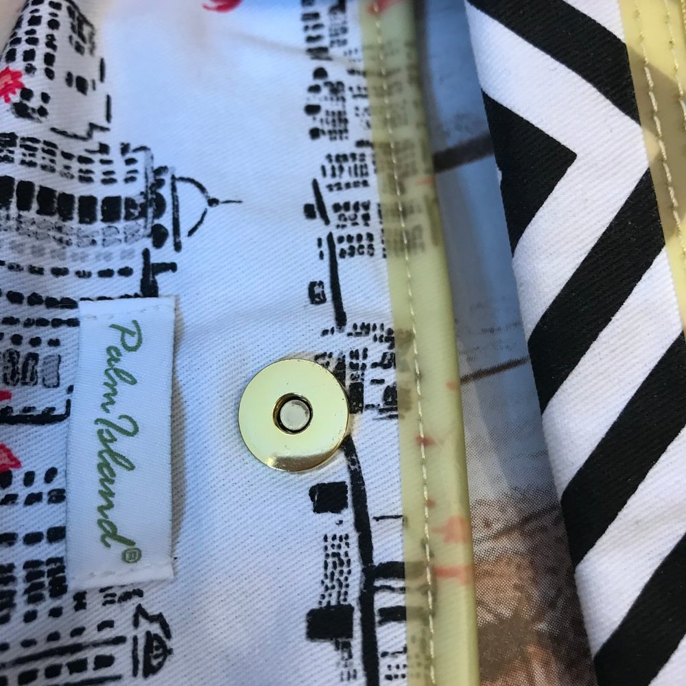 Palm Island Large Beach Tote - Picture 5 of 8